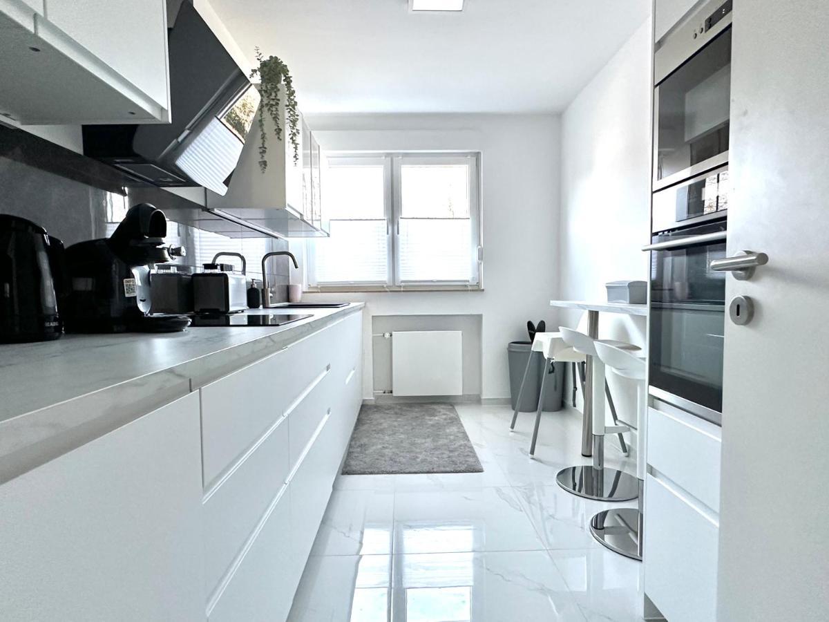 Stilvolles Apartment In بون المظهر الخارجي الصورة